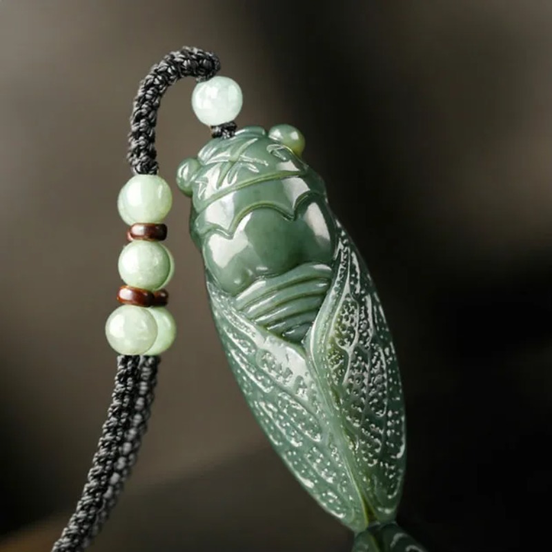 Women'S Fashion Jewellery - Natural Hetian Jade Cicada Colar de
